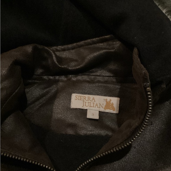 SIERRA.JULIAN GIRLS BROWN FAUX LEATHER & FUR HOODED WINTER COAT SZ.3 - Picture 11 of 16